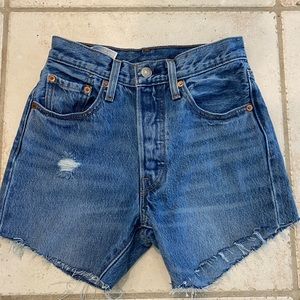 Levi’s 501S Jean Shorts Size 24
